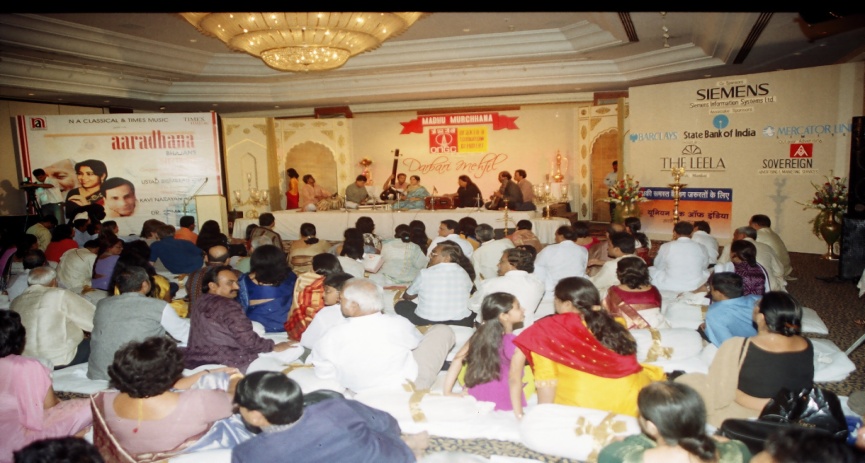 Darbari Mehfil at Purana Qila Long.jpg